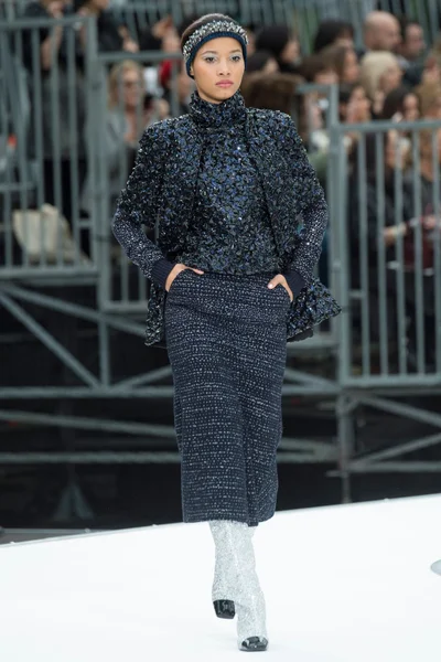 Look 84